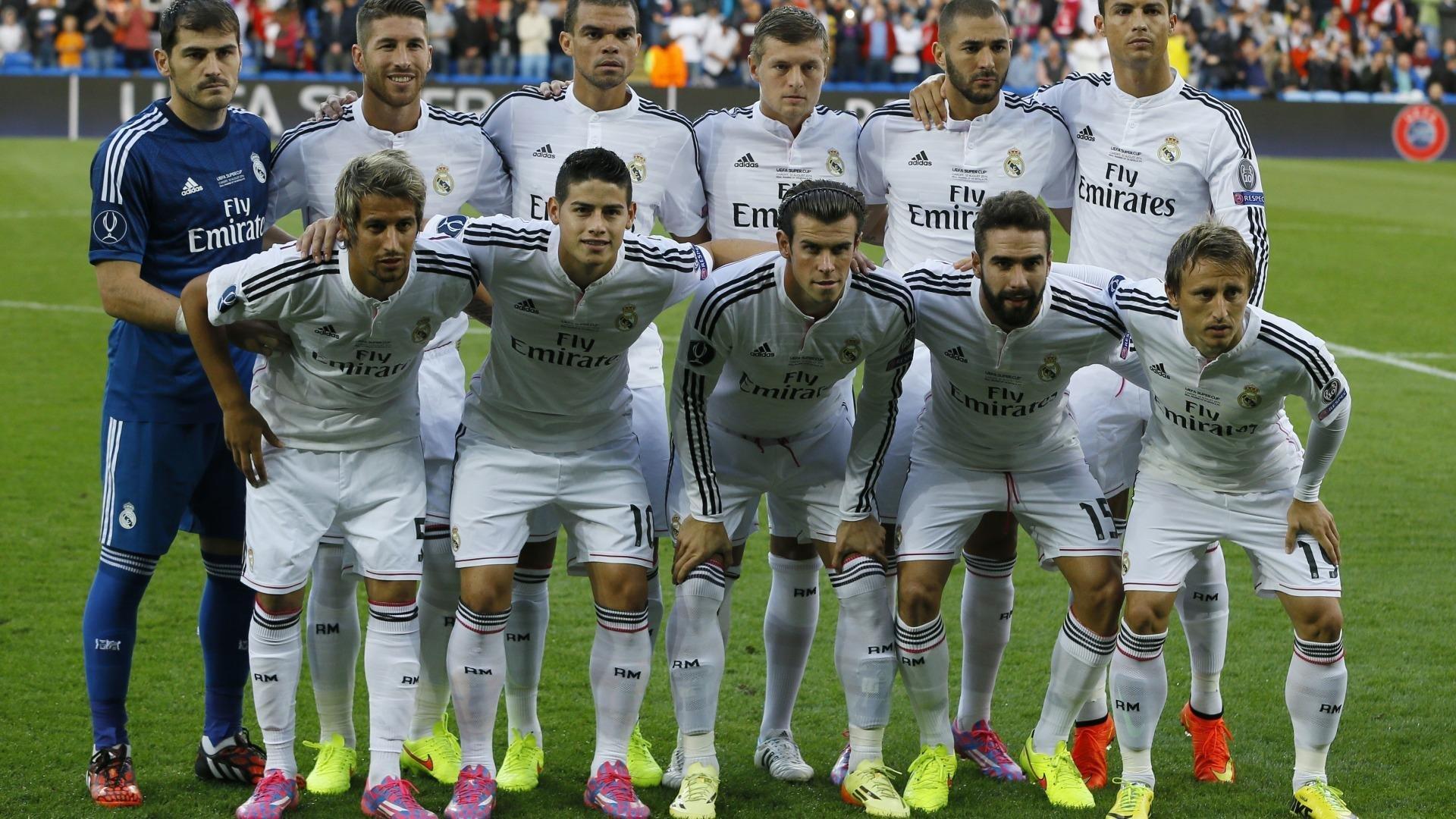 季后赛次轮最佳球员评选结果揭晓,三大球星闪耀赛场